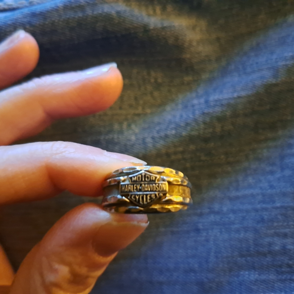 10k white gold Harley Davidson ring